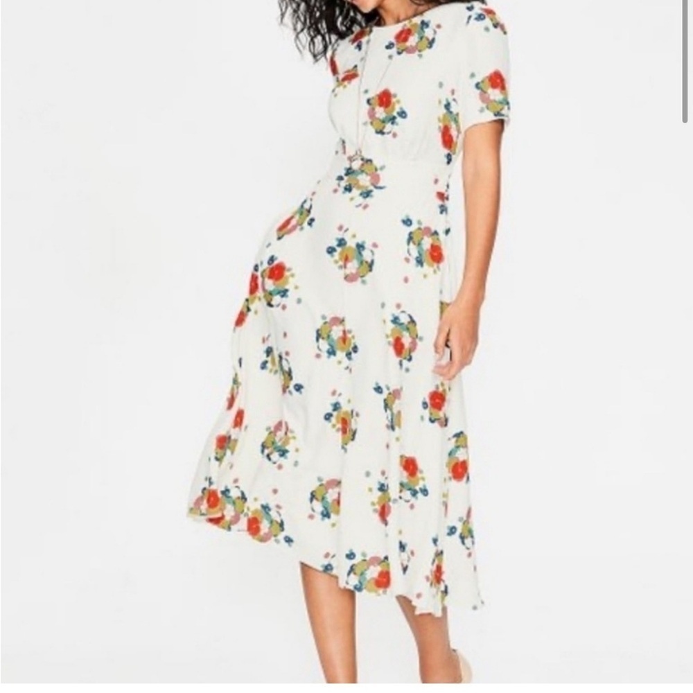 Boden Ruth Blooming Bouquet in Ivory Midi Dress - Size 6